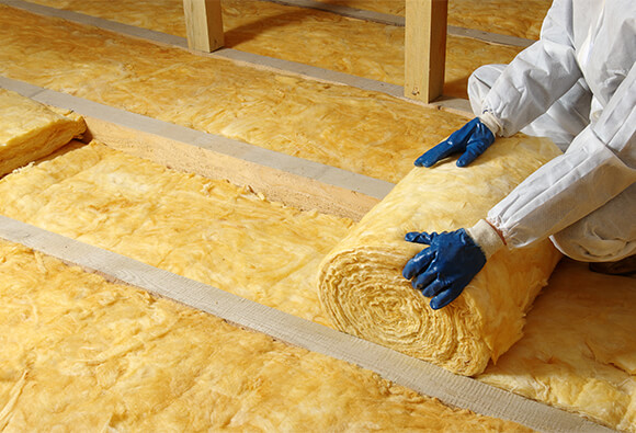 Installing Insulation in Home Attic